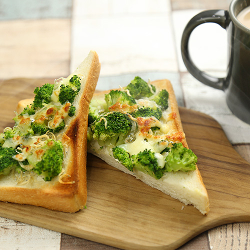 Cheese-toast-with-broccoli-and-dried-small-fish||Avocado-Christmas-tree|ブロッコリーのナムル||||ベジーマリア 冷凍アスパラガス